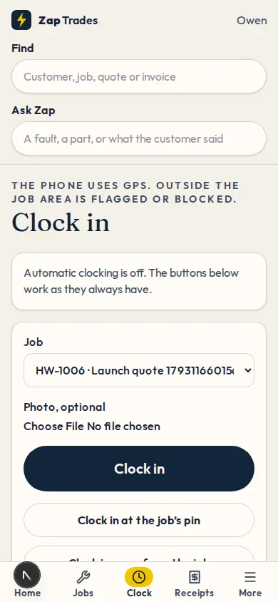 The clock-in screen on a phone, with one button to start work.